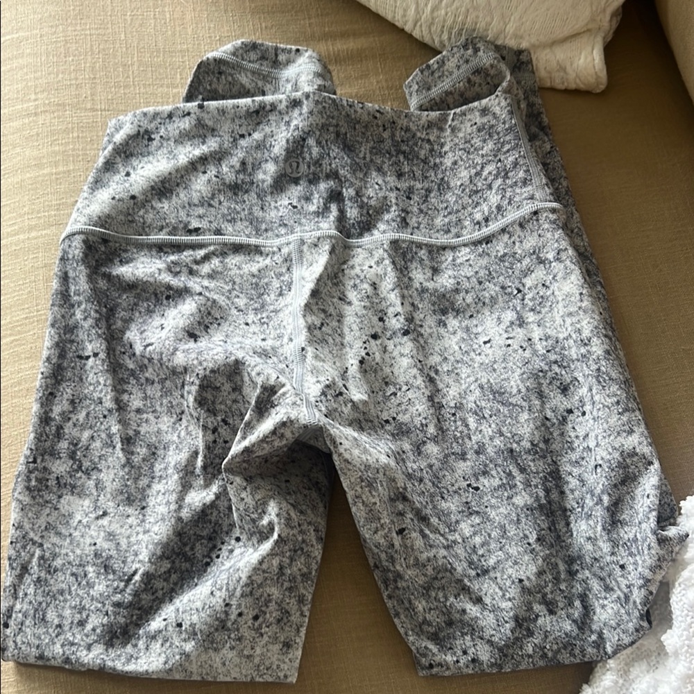 Lululemon Gray Speckled leggings